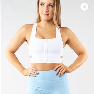 Buffbunny Blizzard Zip up Sports Bra